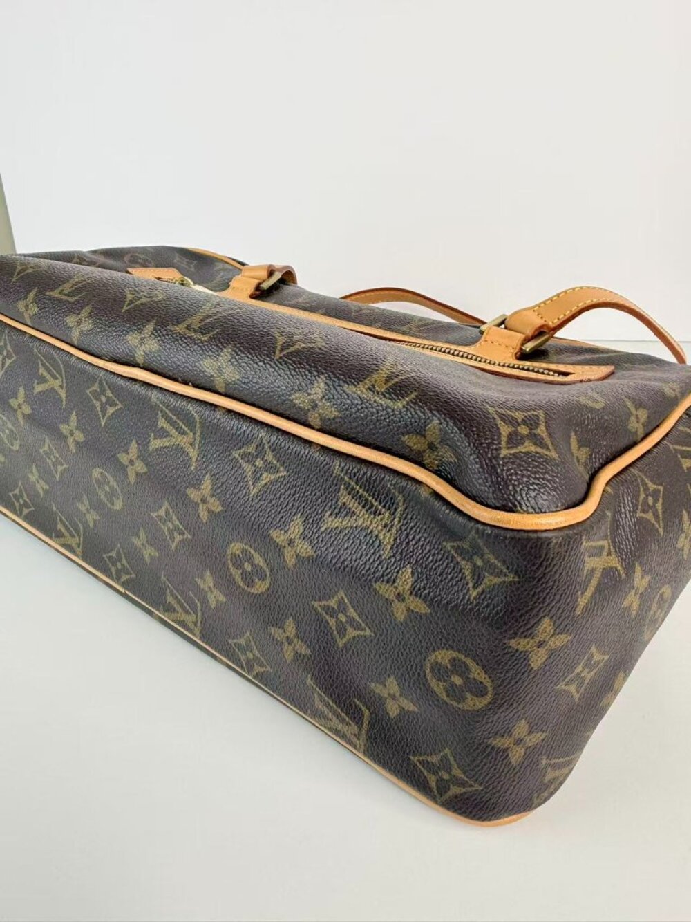 louis vuitton cite handbag monogram canvas - Picture 11 of 13